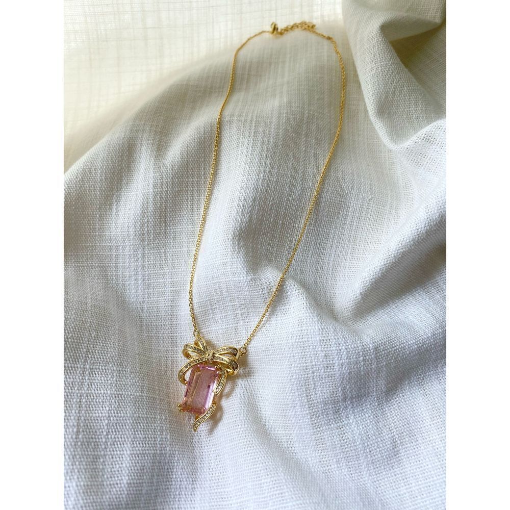 Pink zircon bow necklace￼ 